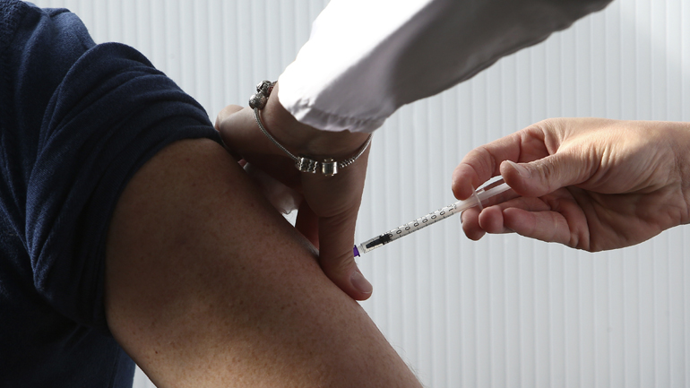 Γερμανία: Η αλυσίδα ξενοδοχείων Allsun θα απαιτεί από τους πελάτες της να έχουν εμβολιαστεί