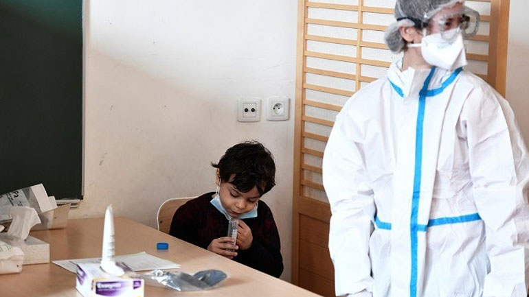 Γαλλία-κορωνοϊός: Οι Αρχές αναφέρουν περισσότερα από 22.000 κρούσματα το τελευταίο 24ωρο