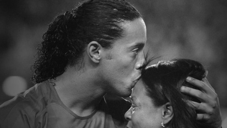 Πέθανε από κορωνοϊό η μητέρα του Ροναλντίνιο