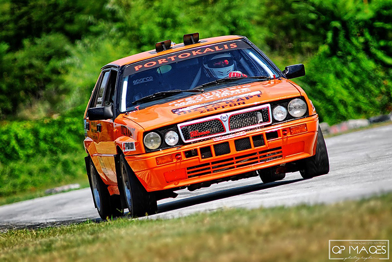 Πίσω από το τιμόνι μίας Lancia Integrale