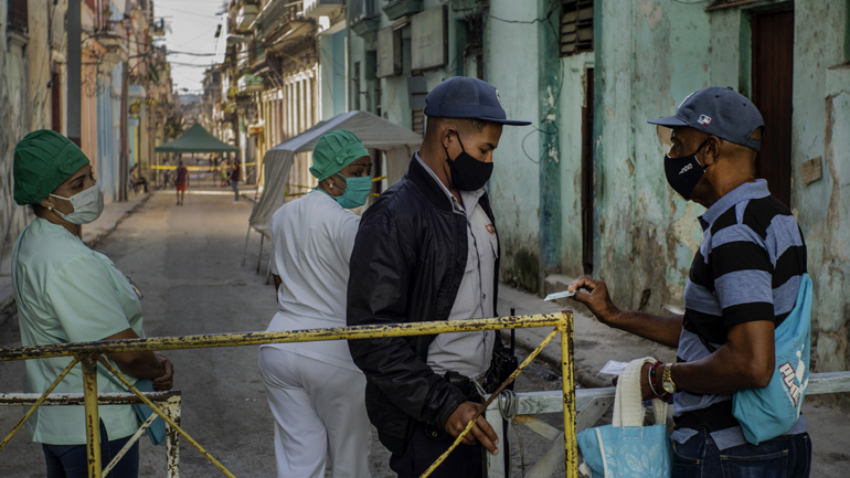 Κούβα: Τέσσερις θάνατοι και 838 νέα κρούσματα κορωνοϊού