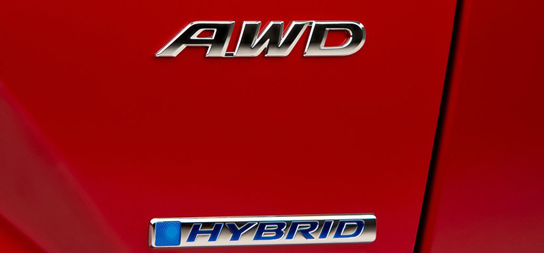 Διαθέσιμο και τετρακίνητο και υβριδικό