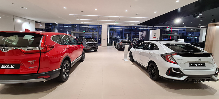 Το CR-V υπάρχει διαθέσιμο και ως test drive στην κεντρική αντιπροσωπεία της Honda στη λεωφόρο Αθηνών