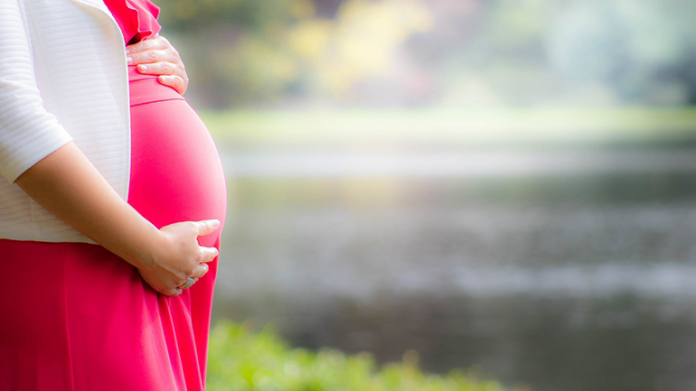 Ο ρόλος των ορμονών στην εγκυμοσύνη και την εμμηνόπαυση