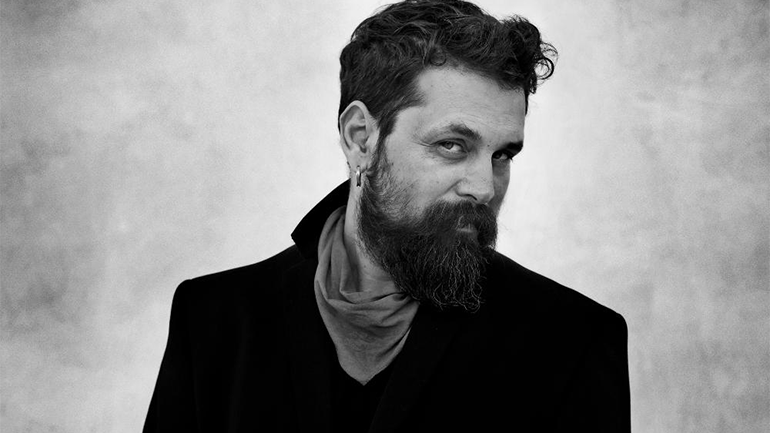 «Το όνομά μου ειν’ το δικό σου» – Ένα νέο τραγούδι από τον Σπύρο Γραμμένο