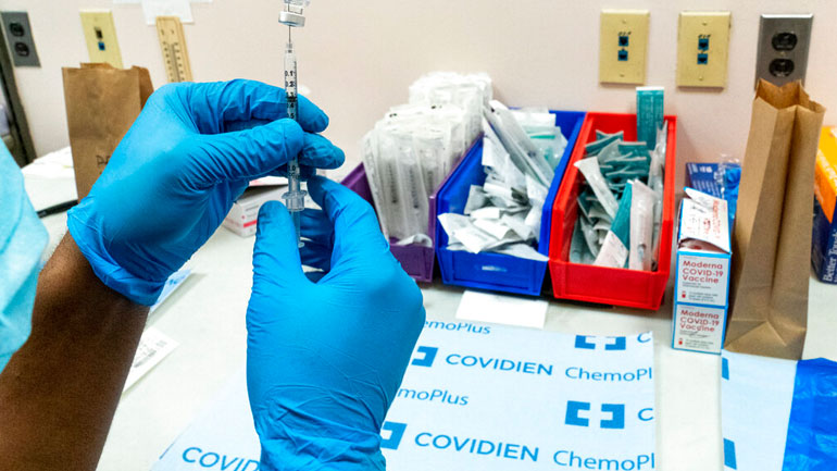 Η μακάβρια πορεία της επιδημίας στις ΗΠΑ