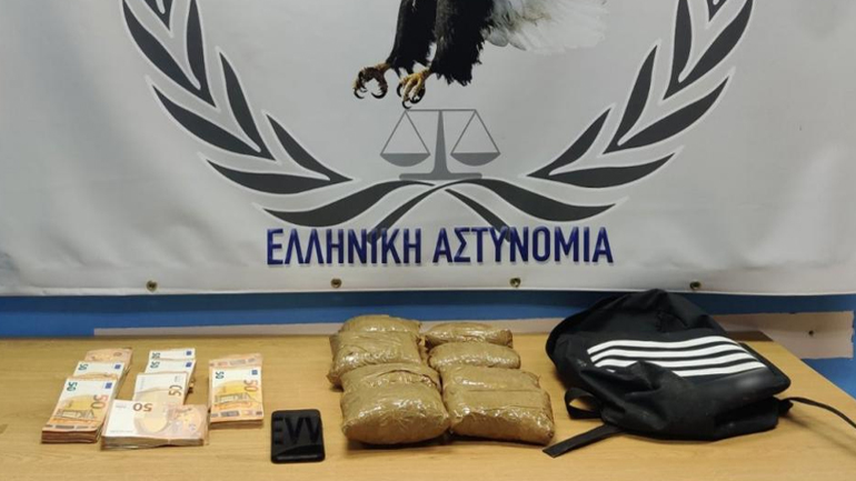 Έβρος: Πούλησε σε αστυνομικό 3,4 κιλά ηρωίνης έναντι 48.000 ευρώ