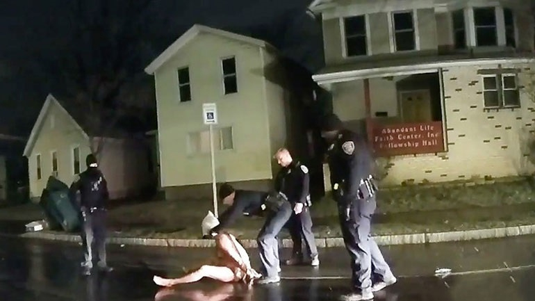 ΗΠΑ: Καμία δίωξη για τον θάνατο Αφροαμερικανού στο Ρότσεστερ