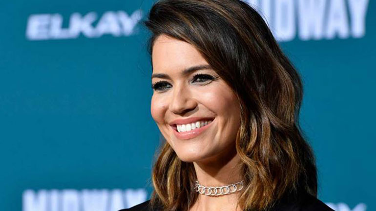 Η Mandy Moore γέννησε το πρώτο παιδί της