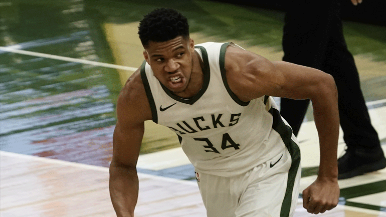 ΝΒΑ: Ο Αντετοκούνμπο έκανε πάρτι απέναντι στους Τίμπεργουλβς, εύκολη νίκη με 137-112 για τους Μπακς