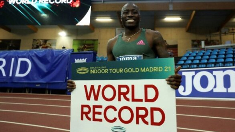 Στίβος: Παγκόσμιο ρεκόρ από τον Χόλογουεϊ στο World Indoor Tour