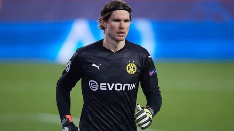 Ανανέωσε για άλλα δύο χρόνια με τη Ντόρτμουντ ο Χιτς