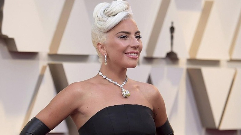Lady Gaga: Αμοιβή 500.000 δολάρια για τα κλεμμένα σκυλάκια της