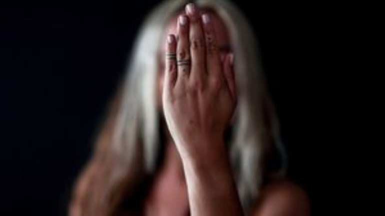 Ψυχοκοινωνική υποστήριξη σε θύματα βίας από τo Εθνικό Κέντρο Κοινωνικής Αλληλεγγύης