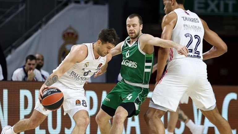 Ανώτερη η Ρεάλ, 70-58 τη Ζαλγκίρις