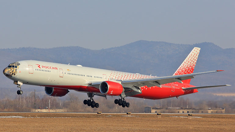 Ρωσία: Επείγουσα προσγείωση Boeing 777 λόγω προβλήματος στον κινητήρα