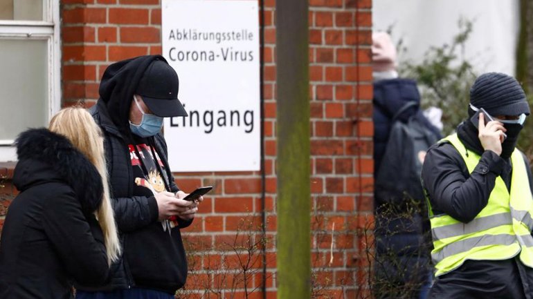 Στους 394 οι θάνατοι το τελευταίο 24ωρο στη Γερμανία εξαιτίας της COVID-19