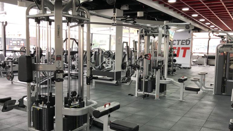 CDC: Νέες έρευνες επιβεβαιώνουν ότι ο κορωνοϊός εξαπλώνεται εύκολα στα γυμναστήρια