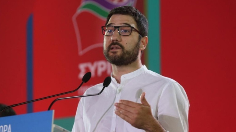 Ηλιόπουλος: Ακόμα ένα σκάνδαλο, στο οποίο γαλάζια στελέχη παραβίασαν τη σειρά εμβολιασμού