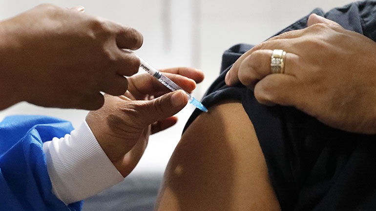 Η Τσεχία στρέφεται προς το ρωσικό εμβόλιο