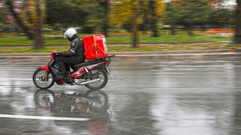 Νεκρός 20χρονος ντελιβεράς στη Ραφήνα
