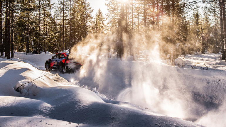 Ένας 20χρονος στην κορυφή του WRC