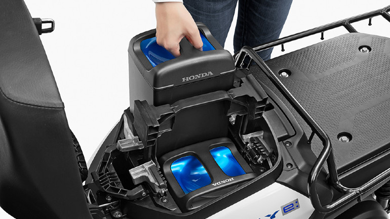 Η Honda μαζί με τα άλλα εργοστάσια έχουν ξεκινήσει ήδη την έρευνα και εξέλιξη των μπαταριών
