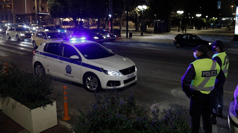 «Ρίξ΄του, ρίξ΄του, πυροβόλα…»: Τι συνέβη στο Ζεφύρι με την επίθεση εναντίον αστυνομικών