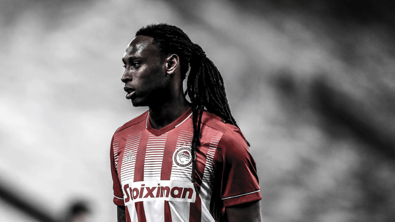 Bόλος-Ολυμπιακός: Αποχώρησε τραυματίας από το παιχνίδι ο Σεμέδο