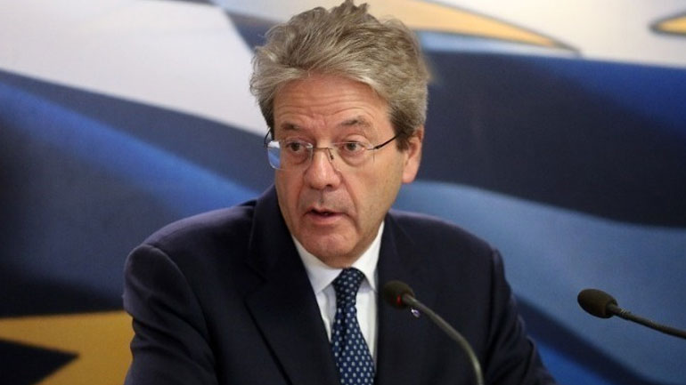 Τζεντιλόνι: Θετική πρωτοβουλία το διαβατήριο εμβολιασμού