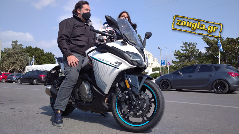 Πόσο sport touring είναι τελικά το CFMoto 400GT;