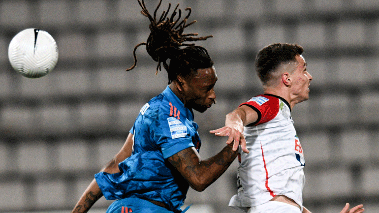 Ολυμπιακός: Νοκ-άουτ για 1,5 μήνα ο Σεμέδο – Χάνει τα ματς με την Άρσεναλ