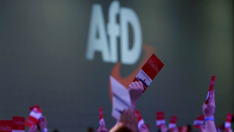 Γερμανία: Υπό παρακολούθηση η AfD ως “ύποπτη περίπτωση” δεξιού εξτρεμισμού
