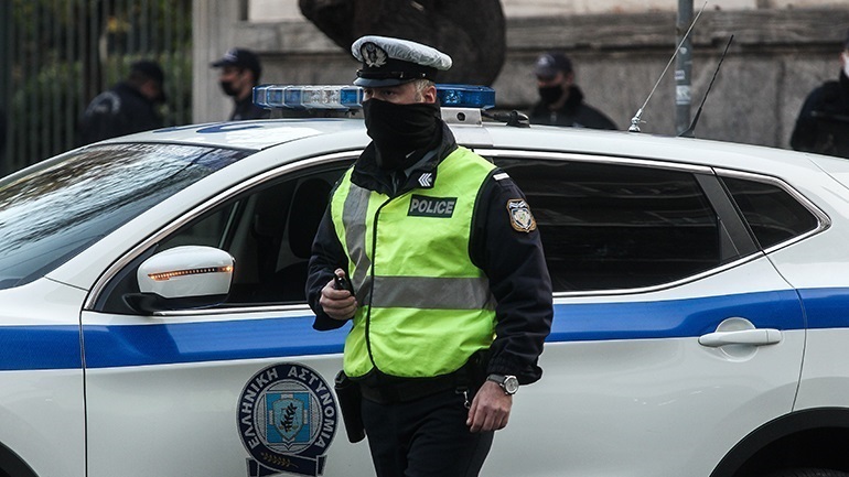 Κορωνοϊός: Πρόστιμα συνολικού ύψους 473.000 ευρώ και τέσσερις συλλήψεις για παραβίαση των μέτρων την Τρίτη Κορωνοϊός: Πρόστιμα συνολικού ύψους 473.000 ευρώ και τέσσερις συλλήψεις για παραβίαση των μέτρων την Τρίτη