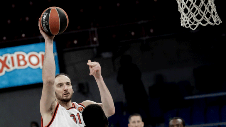 Το πρώτο καλάθι του Κουφού με τη φανέλα του Ολυμπιακού