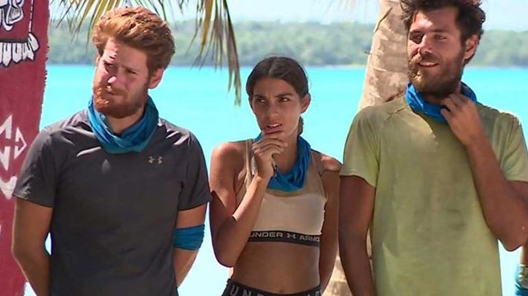 Ένταση στο Survivor με την Άννα Μαρία Βέλλη – «Είσαι ψεύτρα, κάνεις ριάλιτι»