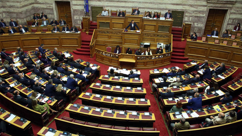 Βουλή: Θέματα ΓΕΜΗ και επιμελητηρίων αντιμετωπίζει νέα τροπολογία στο νομοσχέδιο για τις δημόσιες επενδύσεις