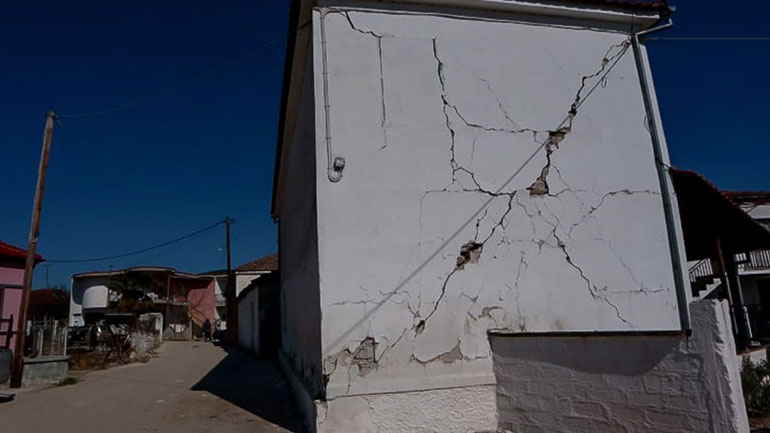Λάρισα: Ξεκινούν εκτεταμένοι έλεγχοι στα κτήρια των περιοχών που επλήγησαν από τον σεισμό Λάρισα: Ξεκινούν εκτεταμένοι έλεγχοι στα κτήρια των περιοχών που επλήγησαν από τον σεισμό