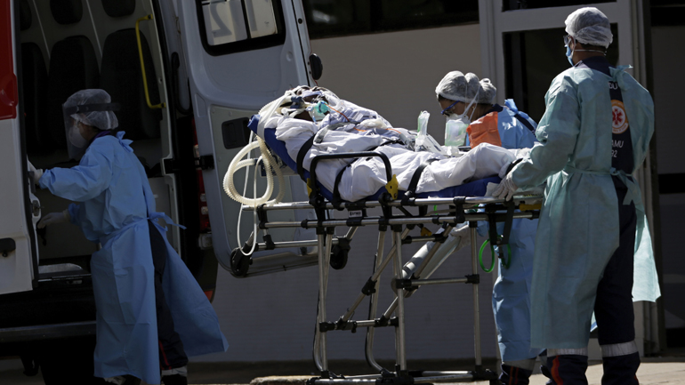 Covid-19: 1.910 θάνατοι το τελευταίο 24ωρο στη Βραζιλία