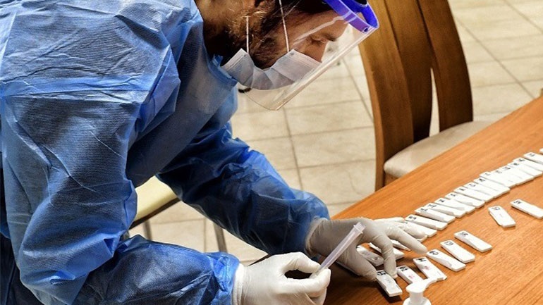 Στα 1.667 τα κρούσματα της βρετανικής μετάλλαξης, 48 της Ν.Αφρικής