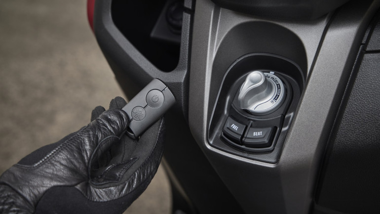 Και σύστημα εκκίνησης χωρίς κλειδί για το νέο scooter της Yamaha.