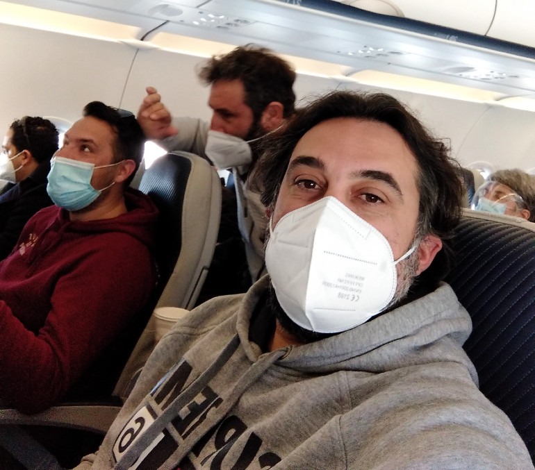 Όλα ξεκίνησαν από το αεροπλάνο… Συζήτηση για όλους και για όλα με Τάκη Μανιάτη και Γιάννο Κατσίμπαρο