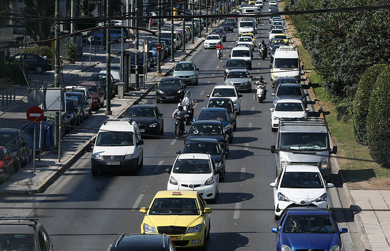 Το νέο μέτρο, όταν τεθεί σε ισχύ, θα μειώσει σημαντικά την κίνηση στις μεγάλες πόλεις.