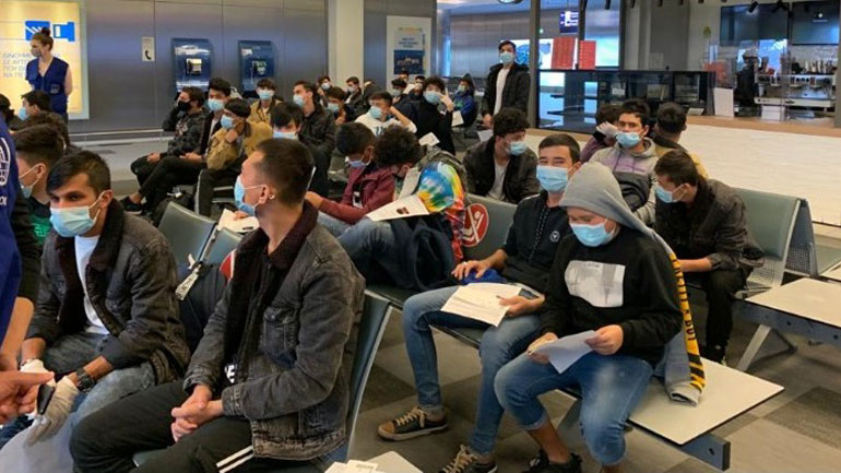 Αναχώρηση 35 αιτούντων άσυλο από την Ελλάδα για το Όσλο