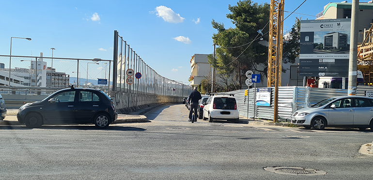 Η κίνηση σε δημόσιο δρόμο με electric unicycle δεν είναι και η ασφαλέστερη...