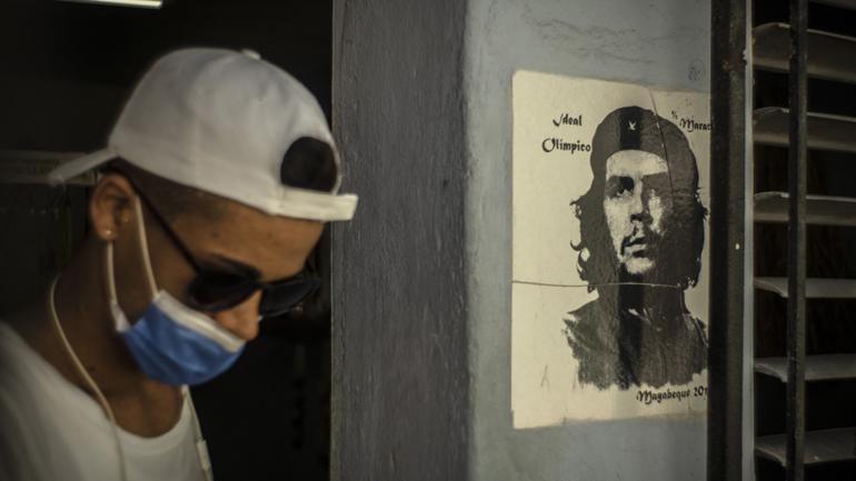 Κούβα: Τρεις θάνατοι και 807 νέα κρούσματα κορωνοϊού