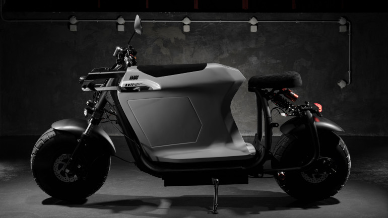 Το απίθανο scooter Bull-e ενός Έλληνα σχεδιαστή