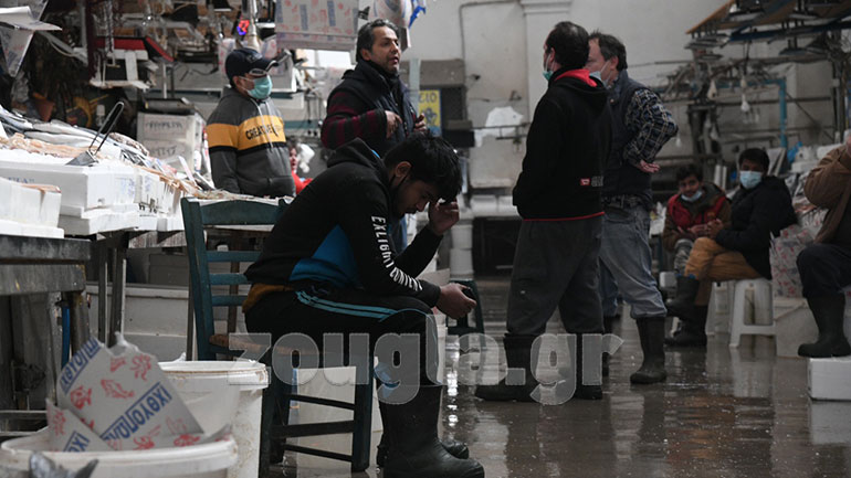 Διαμαρτυρία των εμπόρων στη Βαρβάκειο Αγορά κατά των μέτρων του κορωνοϊού