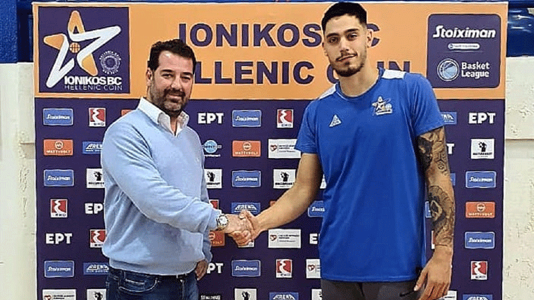 Μπάσκετ: Στον Ιωνικό ο Κόνιαρης