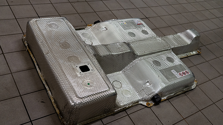 Το προστατευτικό των μπαταριών που βρίσκεται στο κάτω μέρος του Skoda Citigo